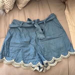 Umgee High Waist Blue Shorts with Scalloped Hem
